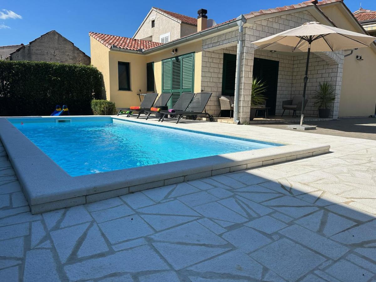 Villa A&A Biograd Na Moru Exterior photo